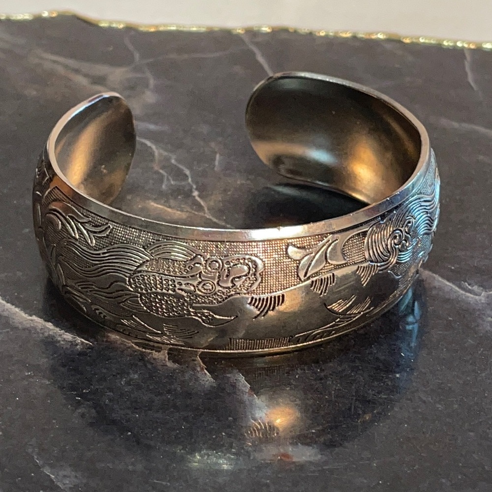Vtg Chinese dragon etched cuff bracelet silver plate